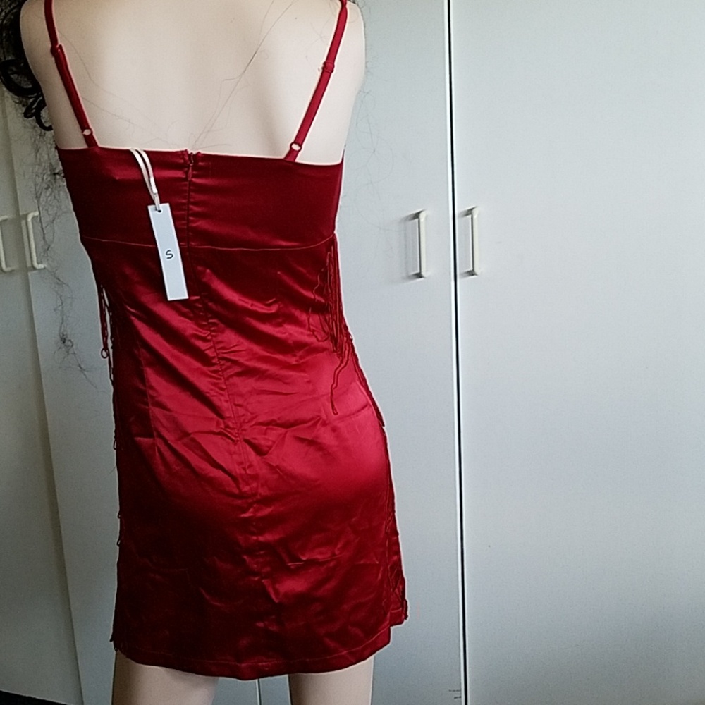 Dress - Picture 4 of 4